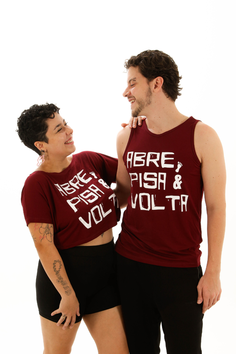 Blusa abre pisa e volta